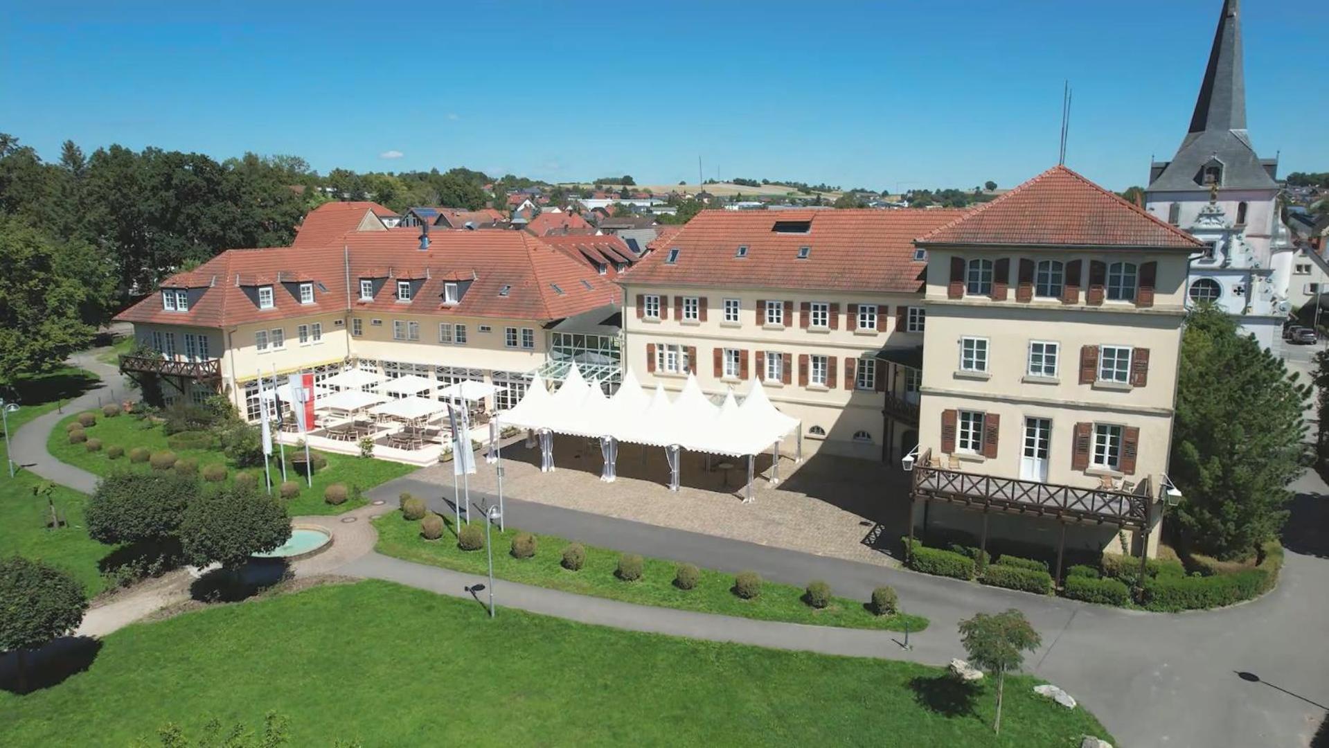 Schloss Neckarbischofsheim Exterior photo